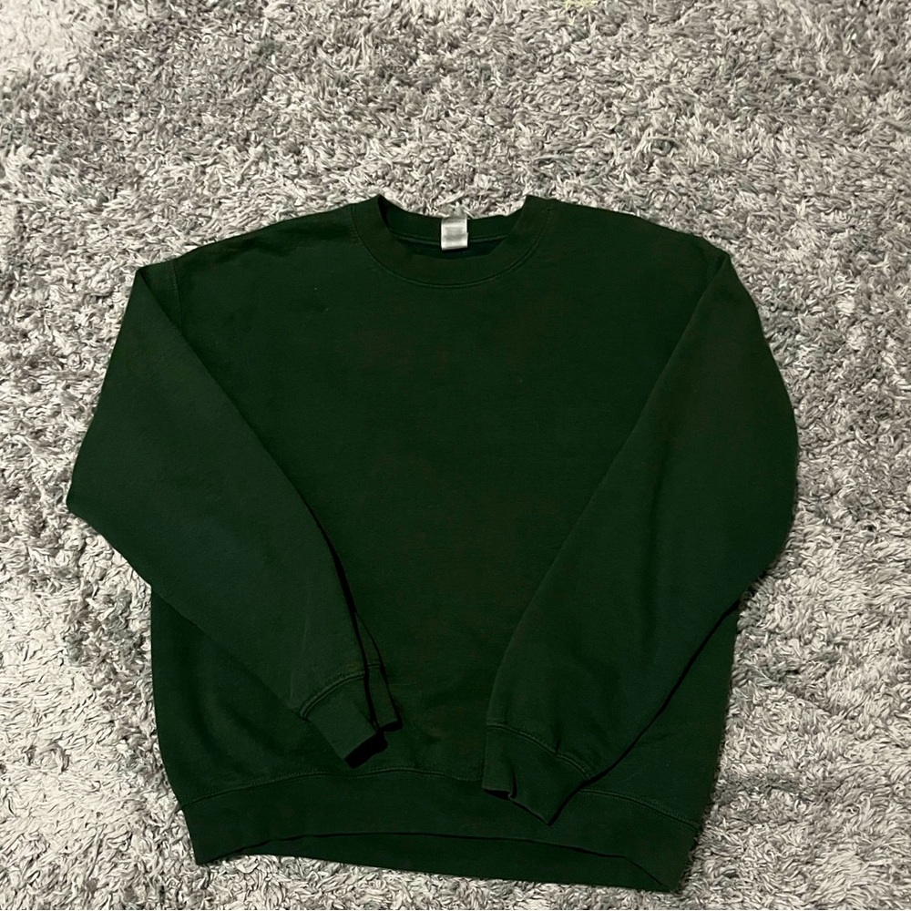 Heavy Blend Gildan Hunter Green Sweater